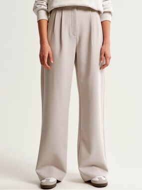 Abercrombie & Fitch Wide-Leg High-Waist Pants in Light Beige
